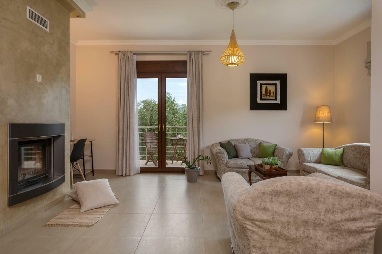 Villa Serenity Agia Marina  Exterior photo